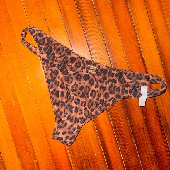 NWT Ark Swimwear Leopard Cheeky Bikini - Picture 3 of 4